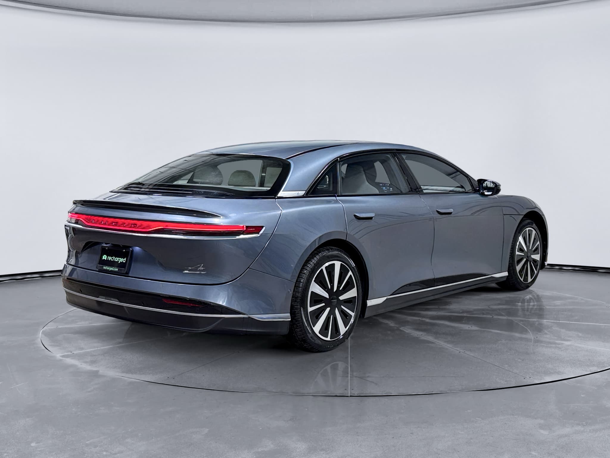 2025 Lucid Air view 3