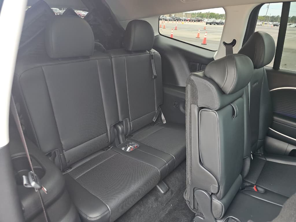 2026 Hyundai IONIQ 9 view 7