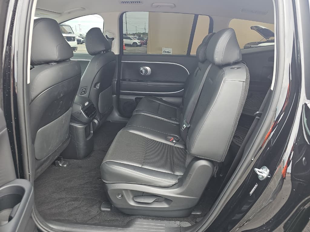 2026 Hyundai IONIQ 9 view 6