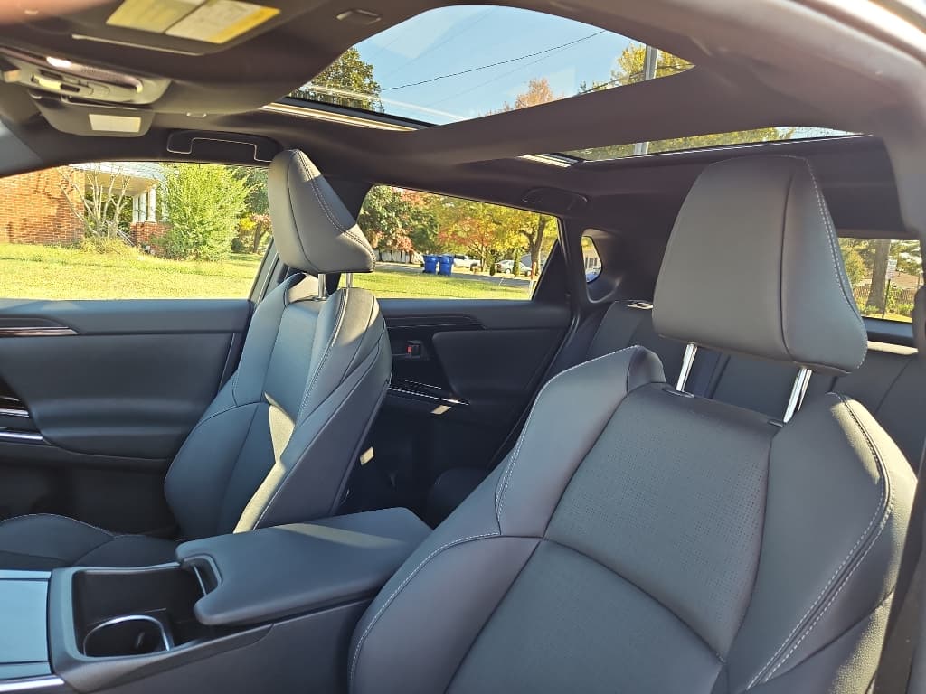 2023 Toyota bZ4X view 22