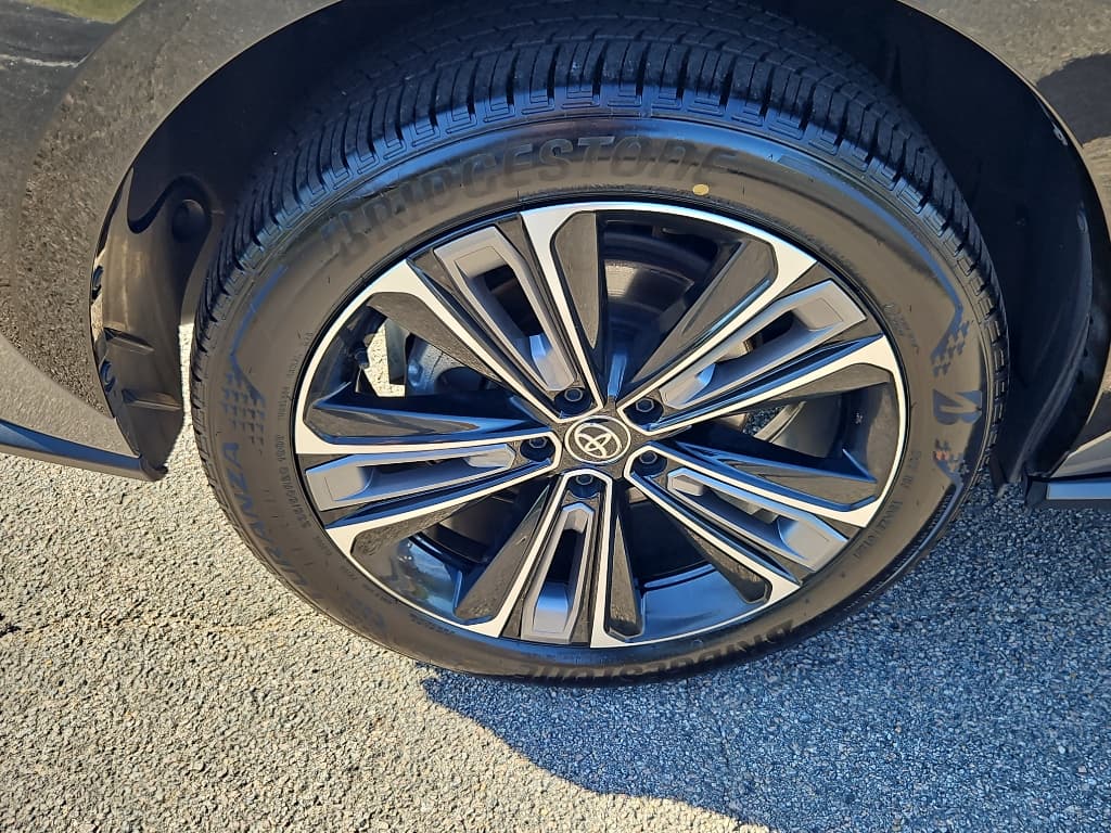 2023 Toyota bZ4X view 30