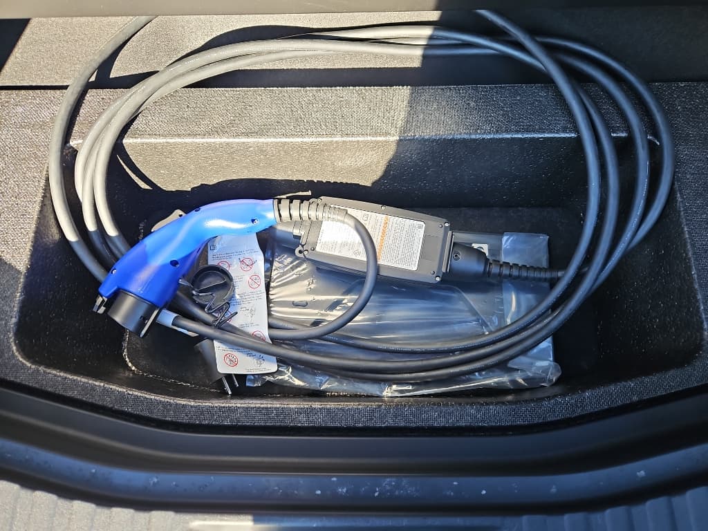 2023 Toyota bZ4X view 6