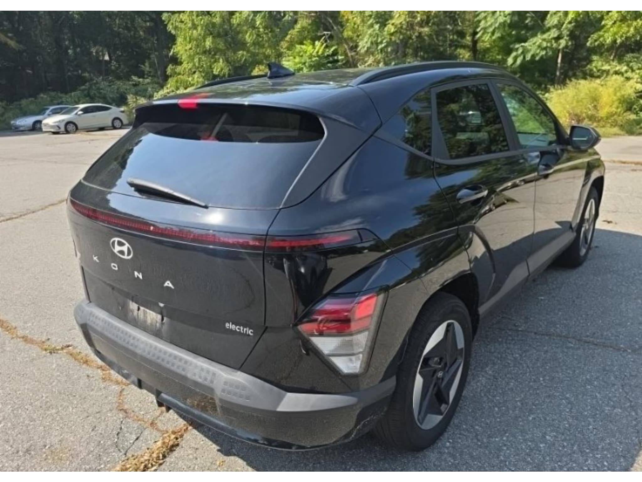 2024 Hyundai Kona view 3