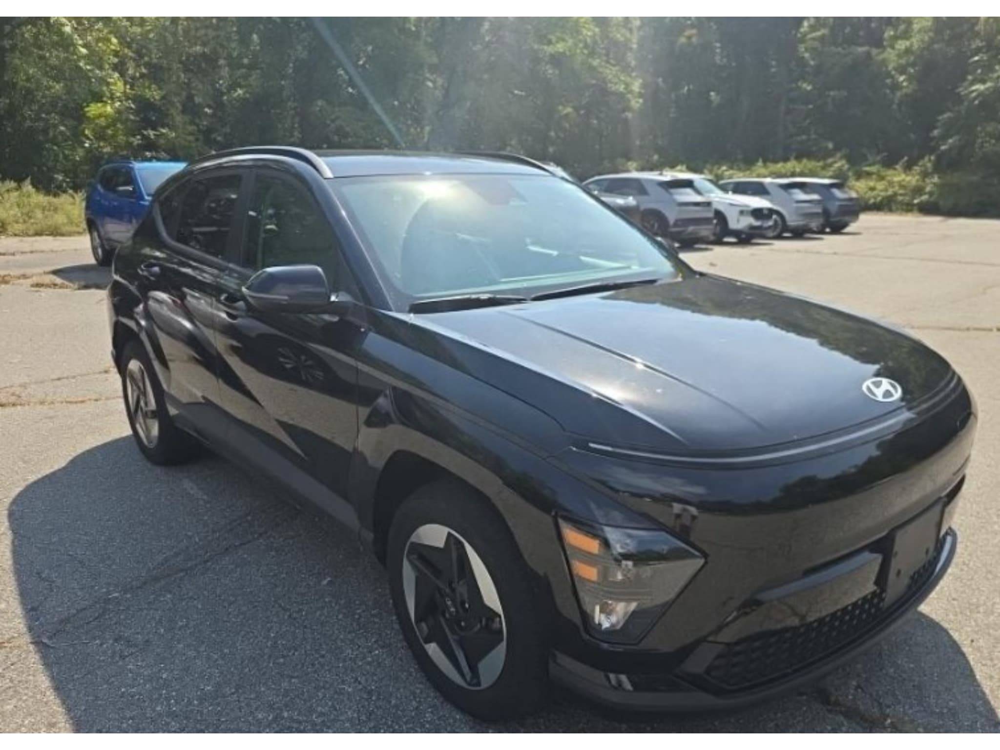 2024 Hyundai Kona view 4