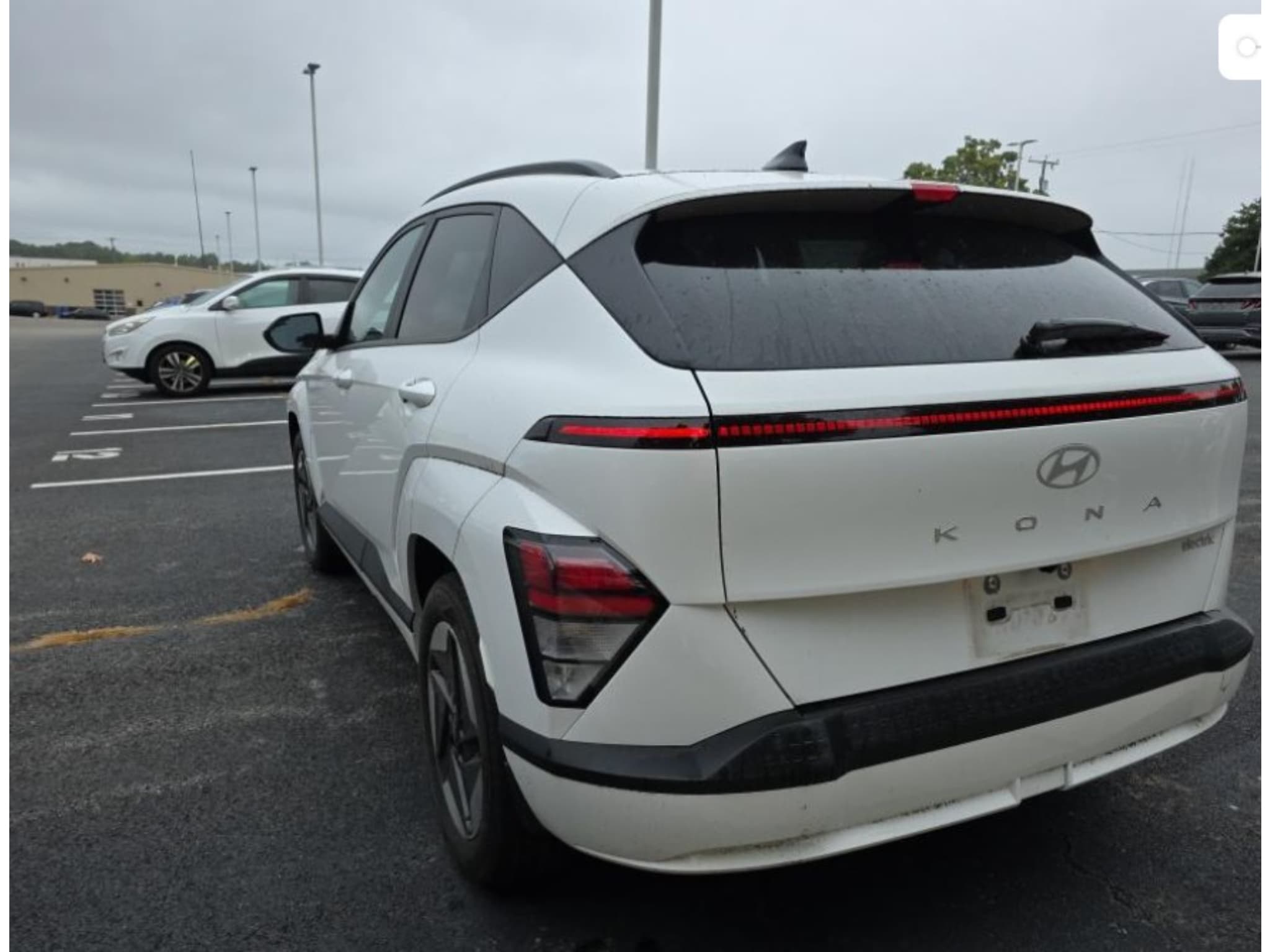 2024 Hyundai Kona view 4