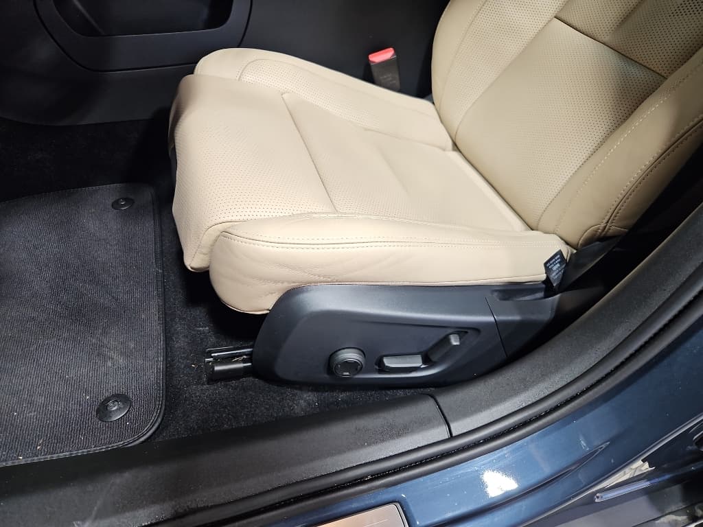 2021 Polestar Polestar 2 view 7