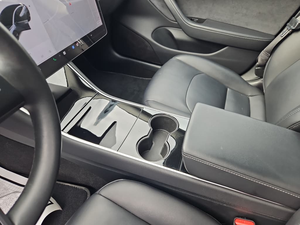 2018 Tesla Model 3 view 17