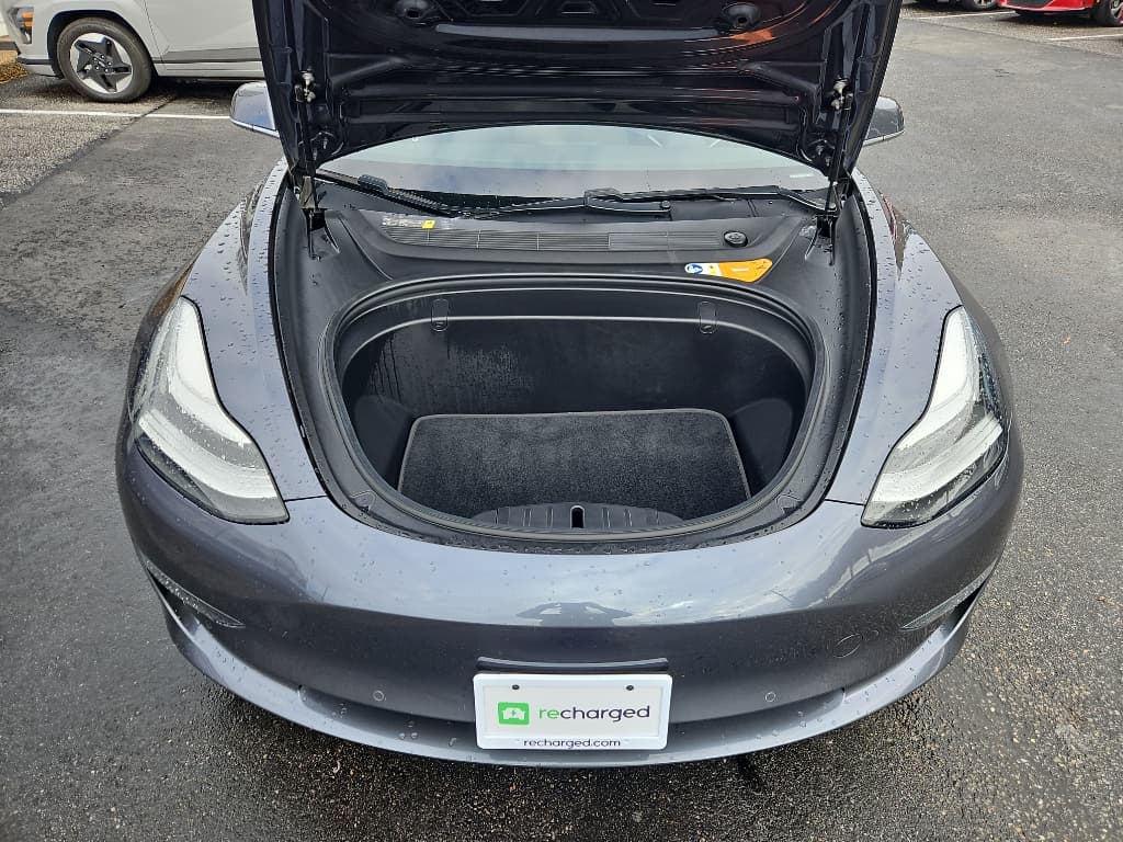 2018 Tesla Model 3 view 23