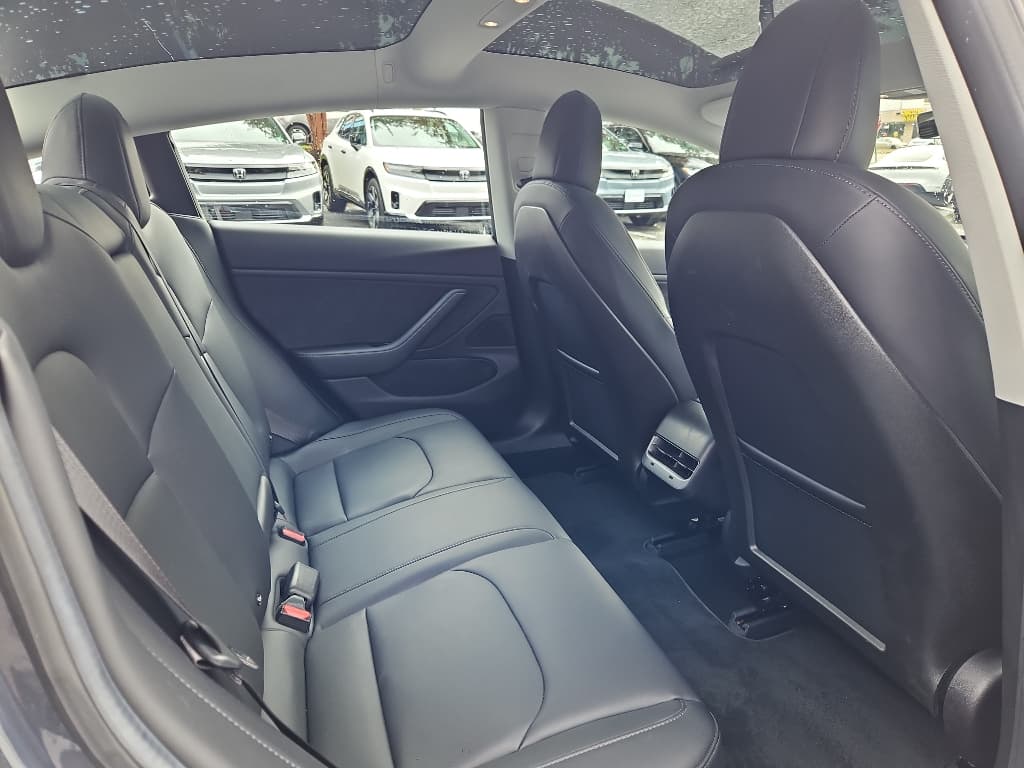 2018 Tesla Model 3 view 20