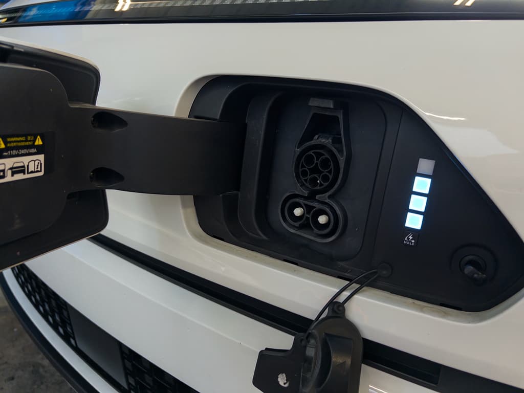 2024 Hyundai Kona view 5
