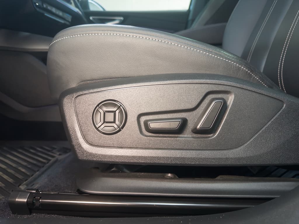 2023 Audi Q4 e-tron view 6