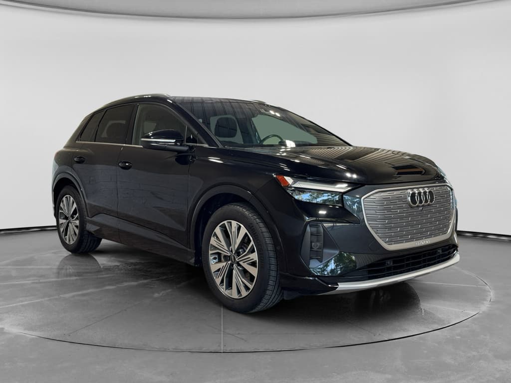 2023 Audi Q4 e-tron view 4