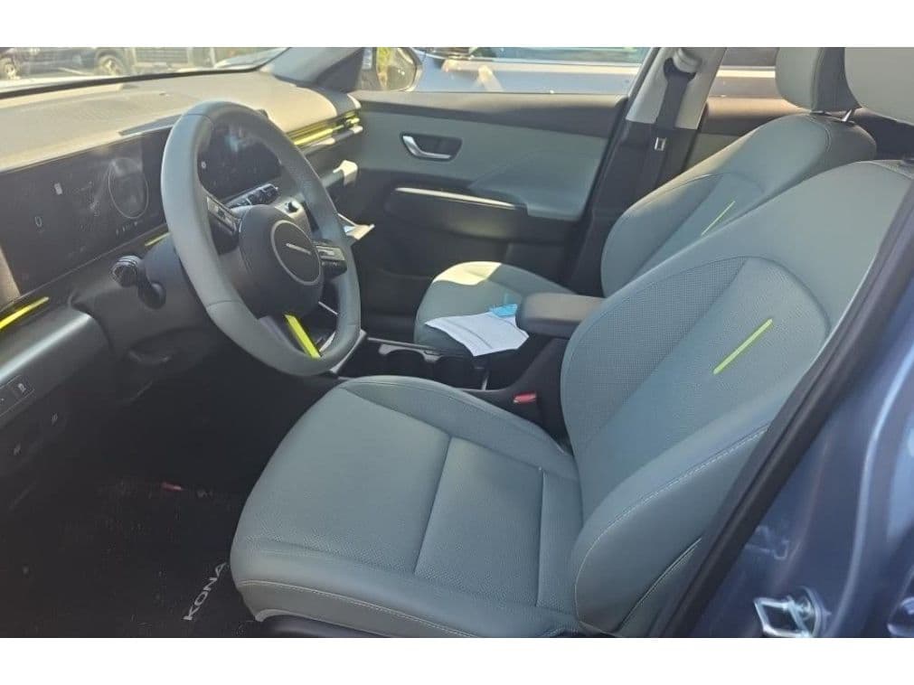 2024 Hyundai Kona view 5