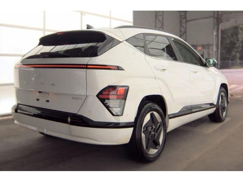 2024 Hyundai Kona view 3