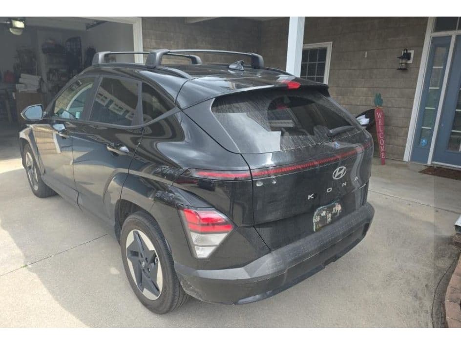 2024 Hyundai Kona view 4