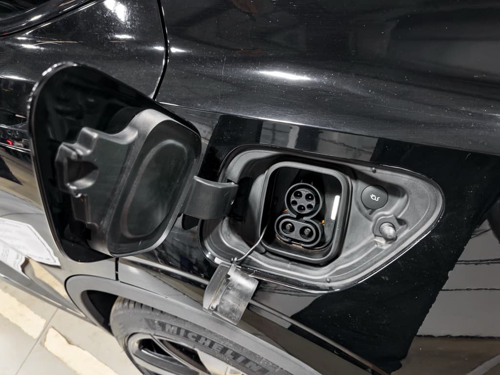2021 Polestar Polestar 2 view 5