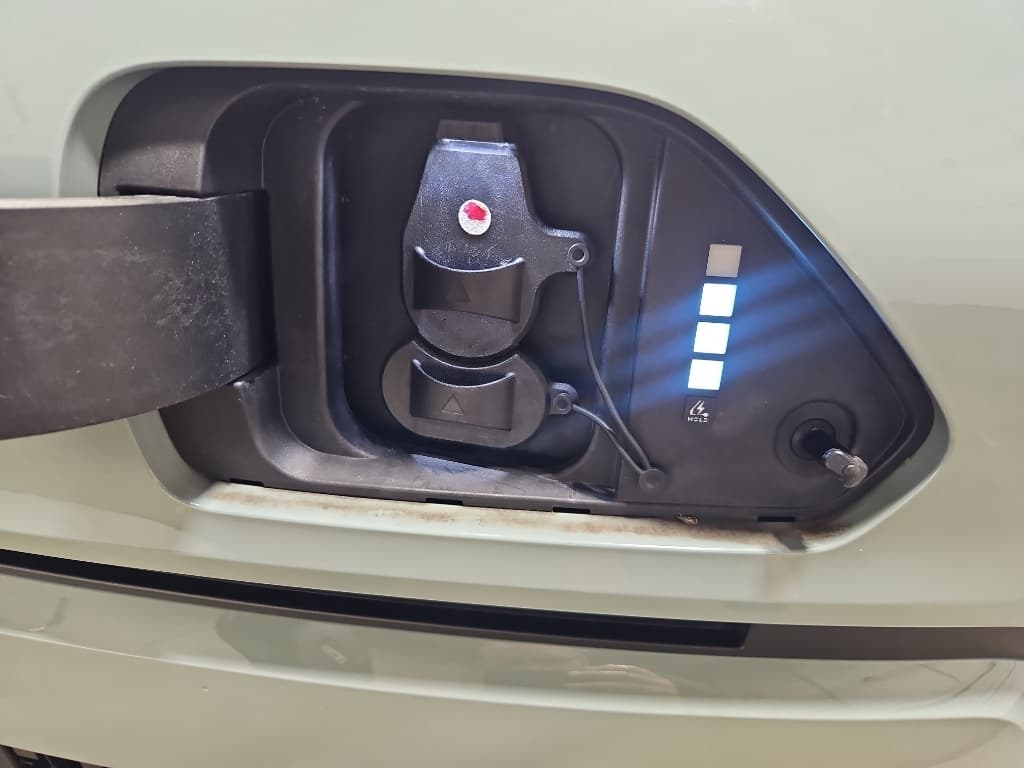2024 Hyundai Kona view 5