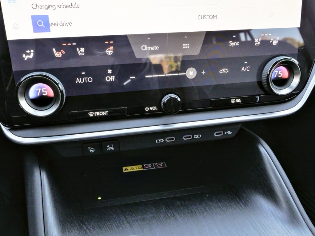 2023 Lexus RZ 450e view 15