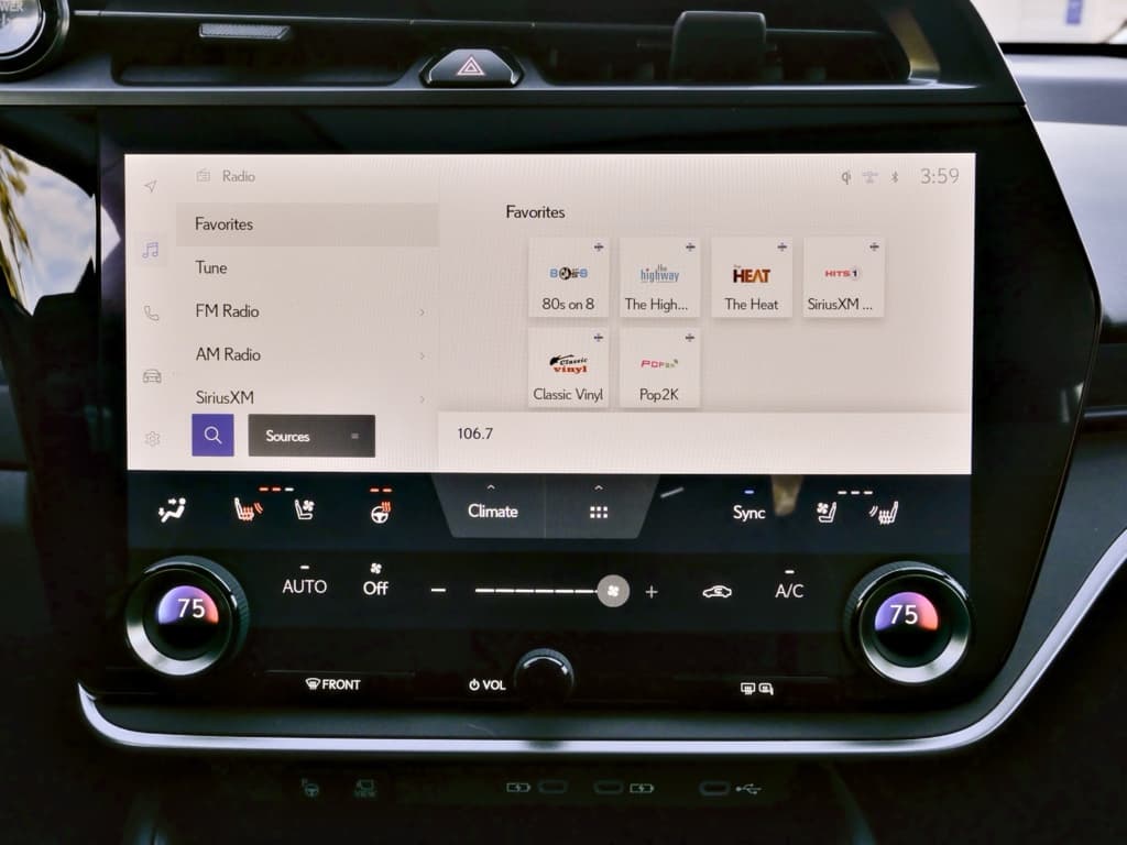 2023 Lexus RZ 450e view 13