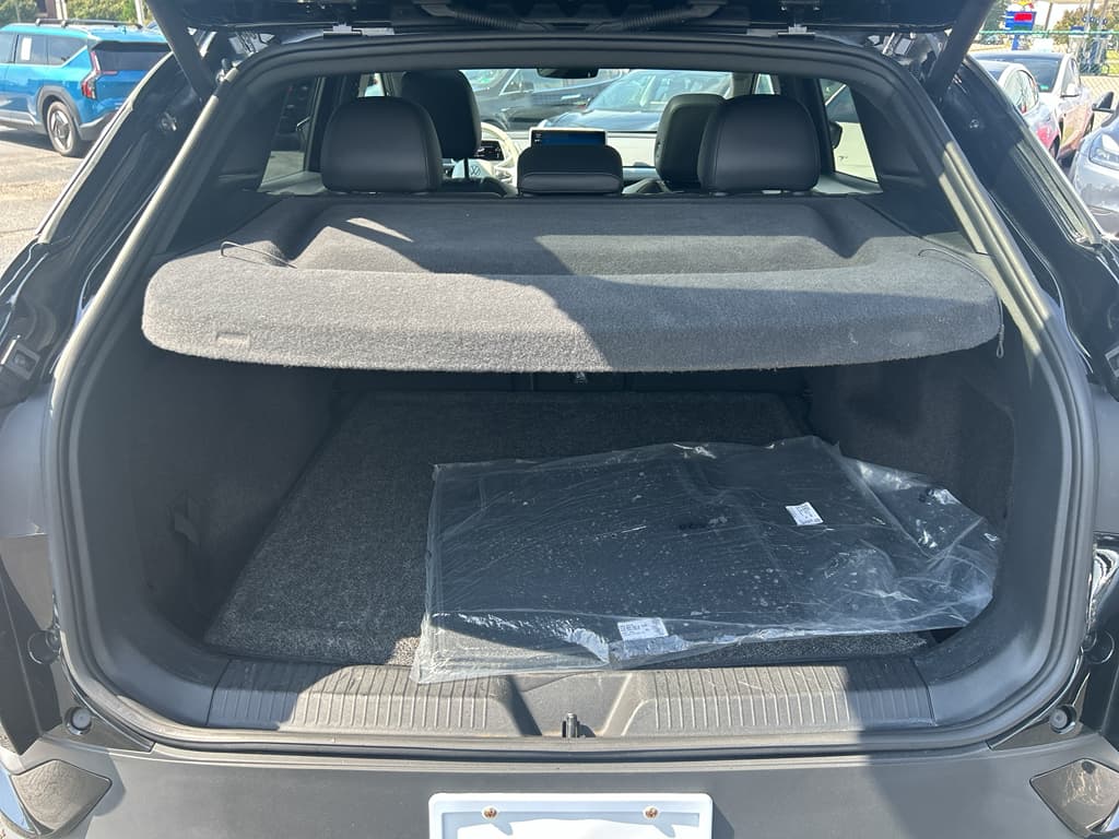 2021 Volkswagen ID.4 view 19