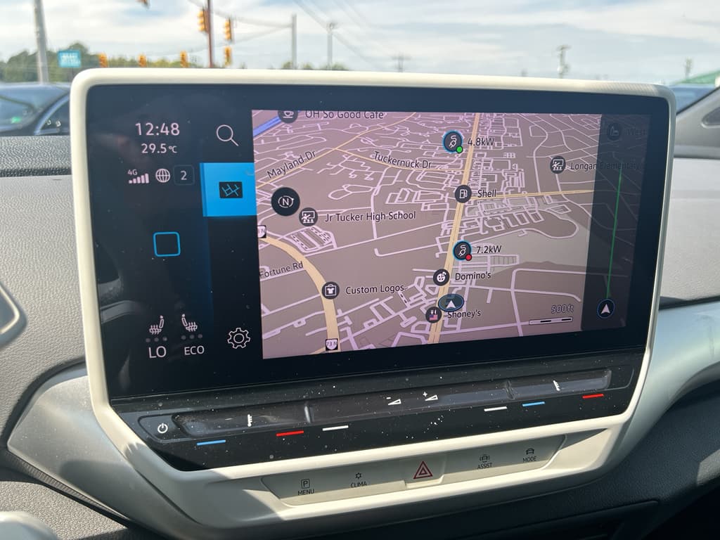 2021 Volkswagen ID.4 view 9