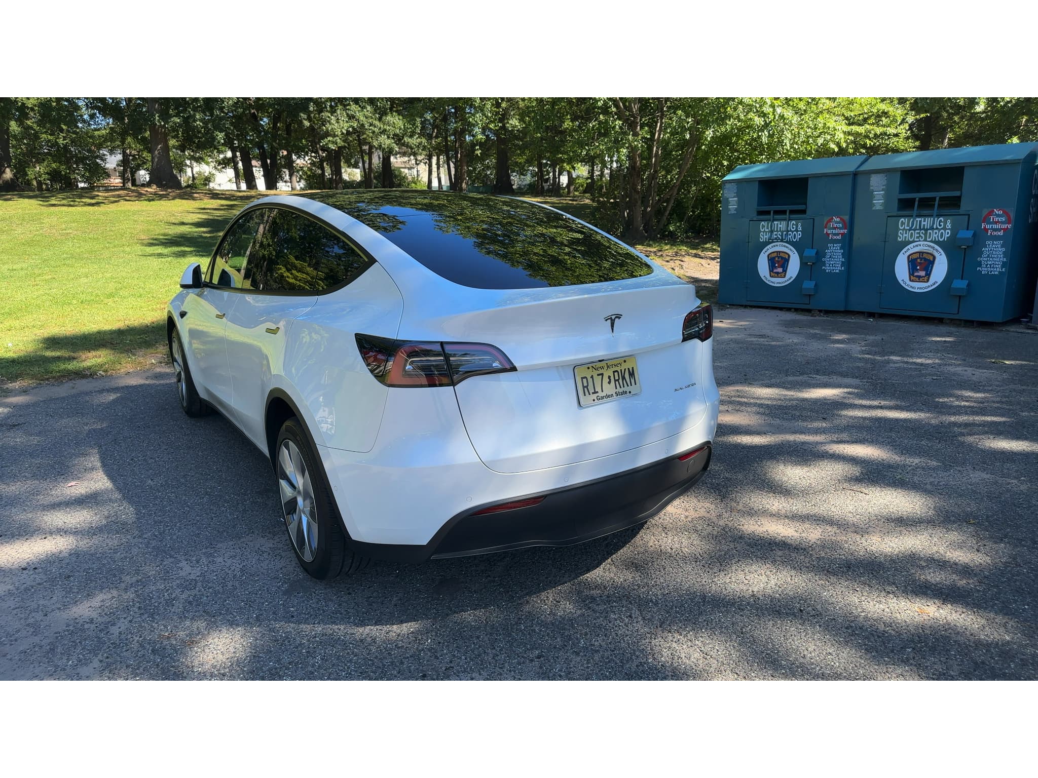 2022 Tesla Model Y view 5