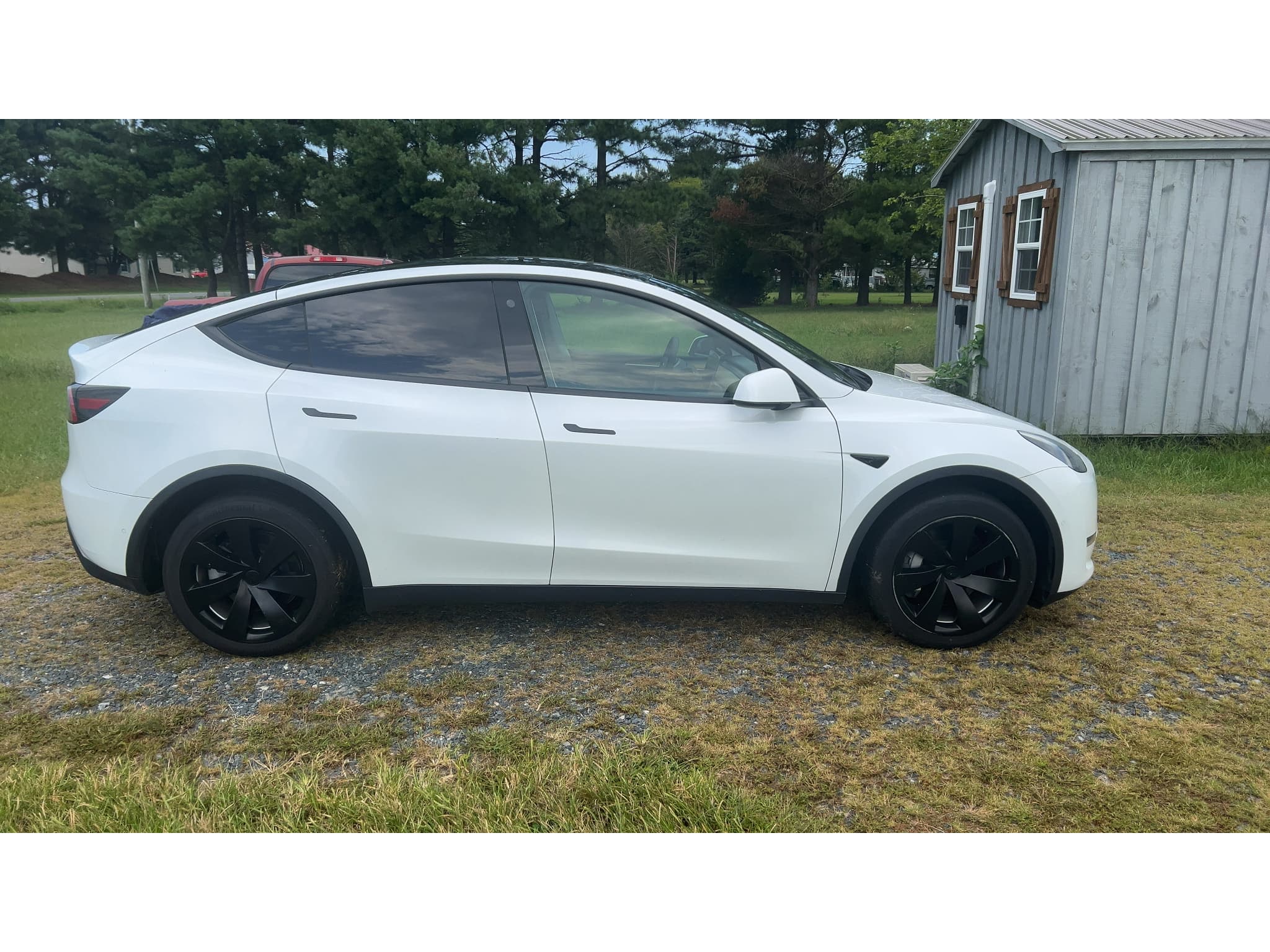 2022 Tesla Model Y view 3