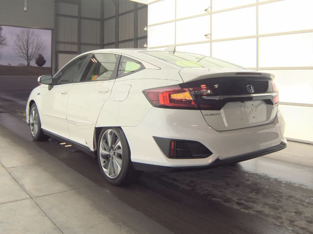 2018 Honda Clarity view 4