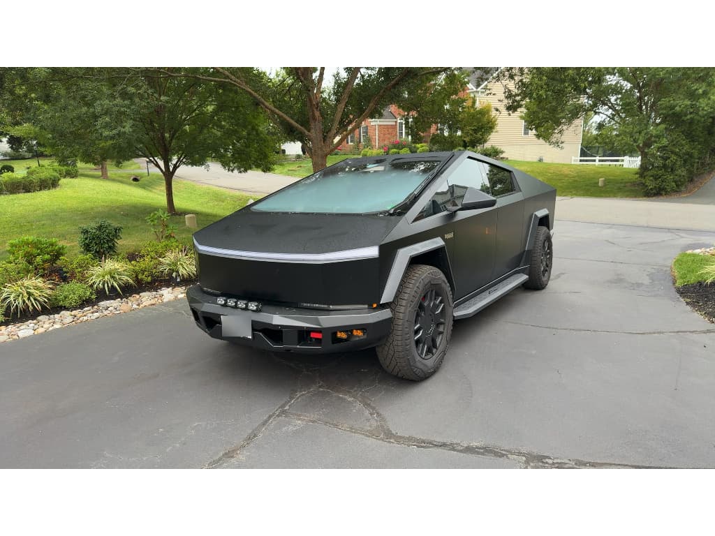 2024 Tesla Cybertruck