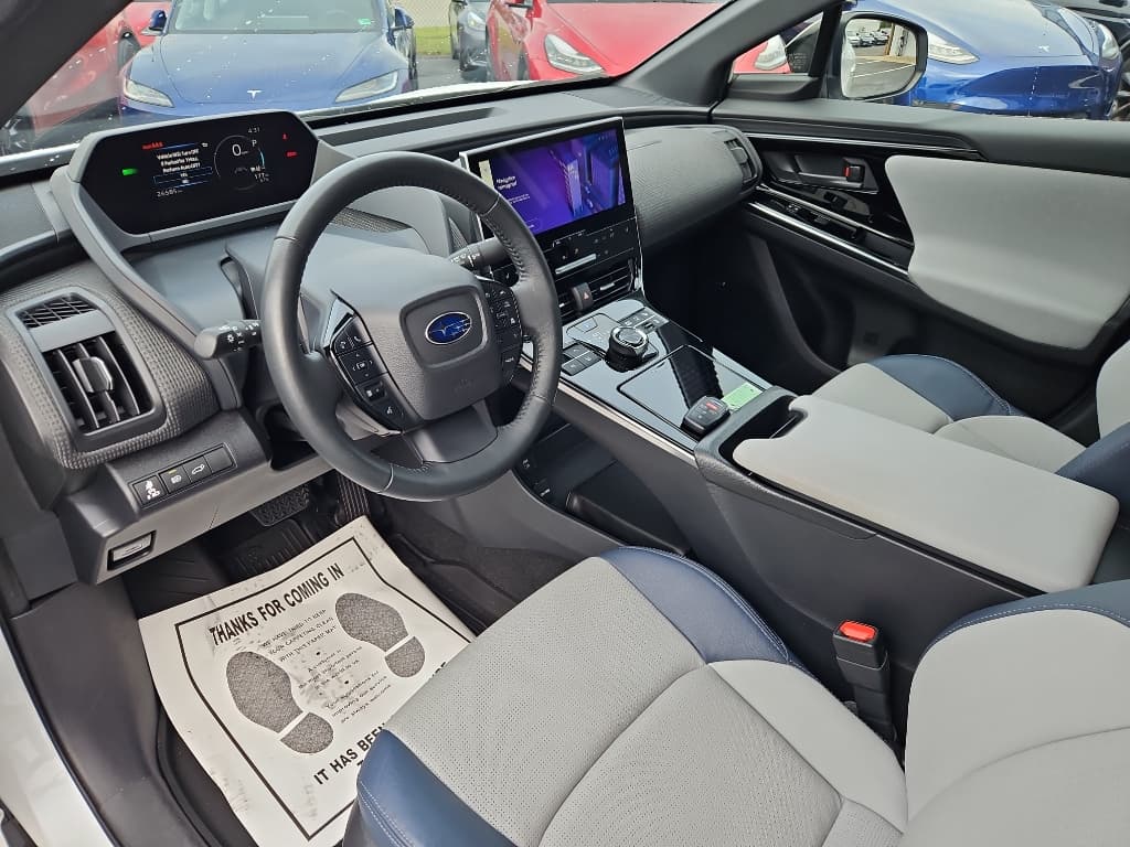 2023 Subaru Solterra view 14
