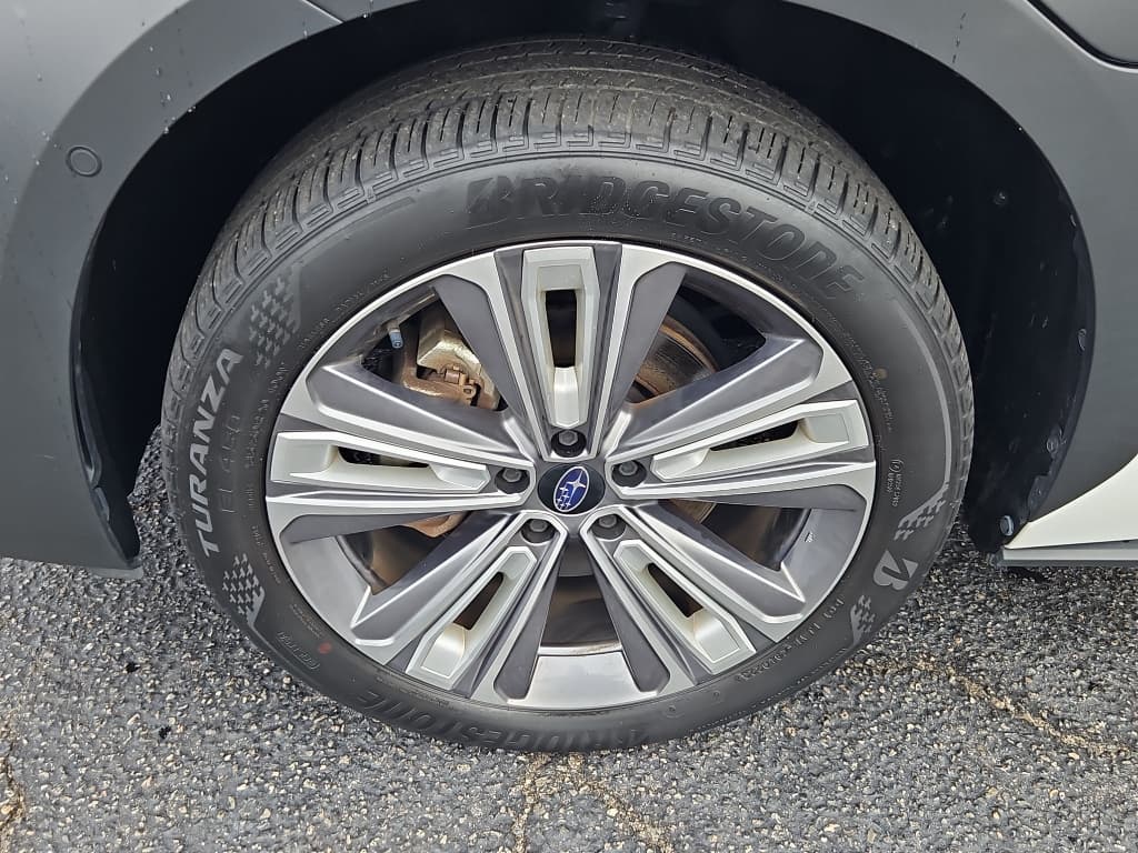 2023 Subaru Solterra view 25