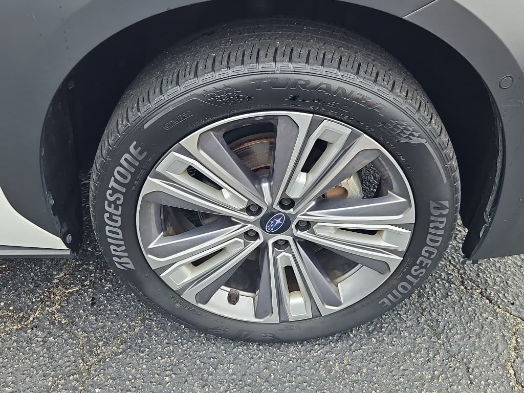 2023 Subaru Solterra view 31