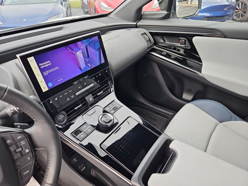 2023 Subaru Solterra view 15
