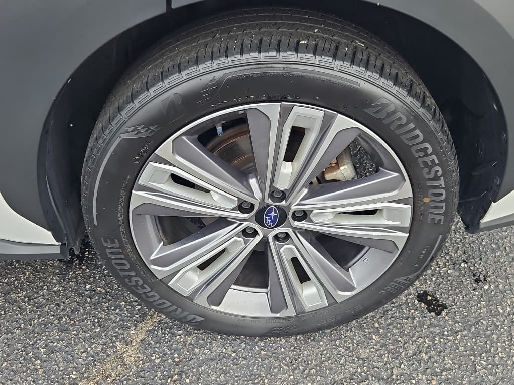 2023 Subaru Solterra view 27