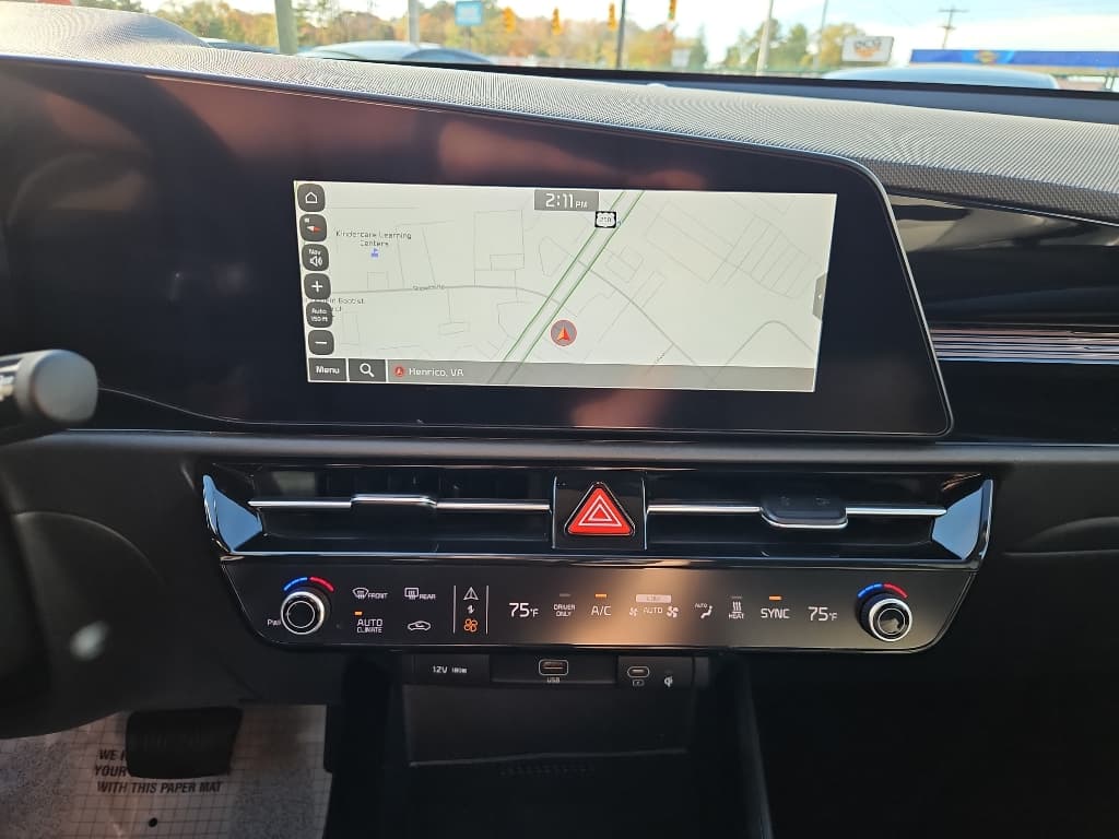 2023 Kia Niro EV view 10