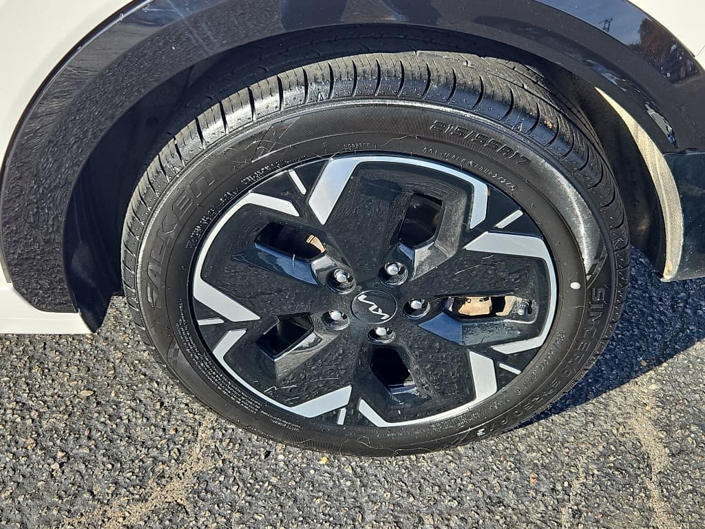 2023 Kia Niro EV view 26