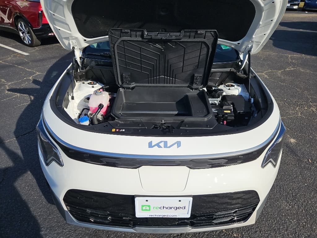 2023 Kia Niro EV view 21