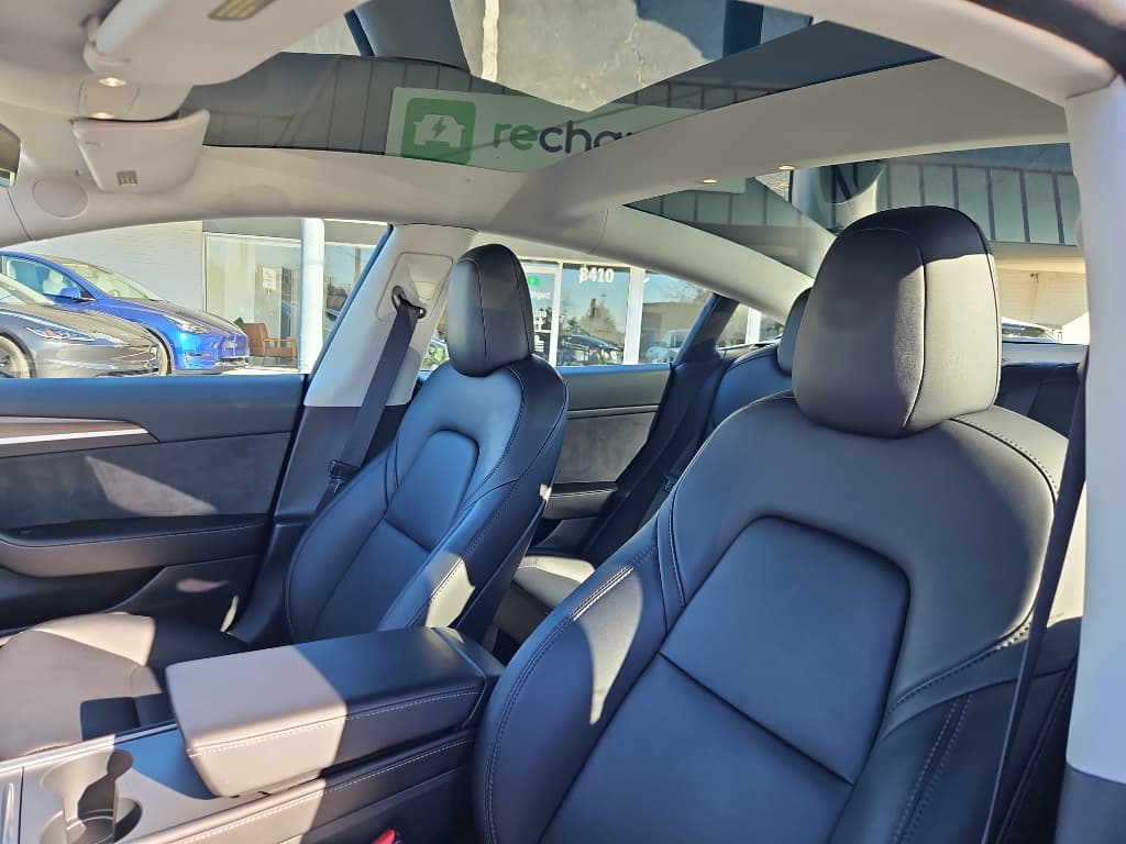 2021 Tesla Model 3 view 20