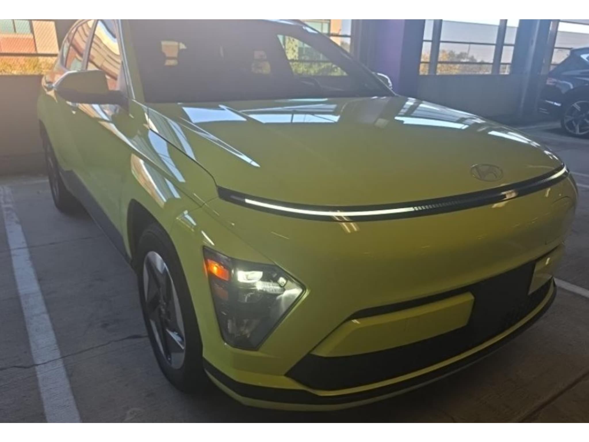 2024 Hyundai Kona view 4