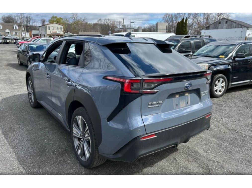2023 Subaru Solterra view 4