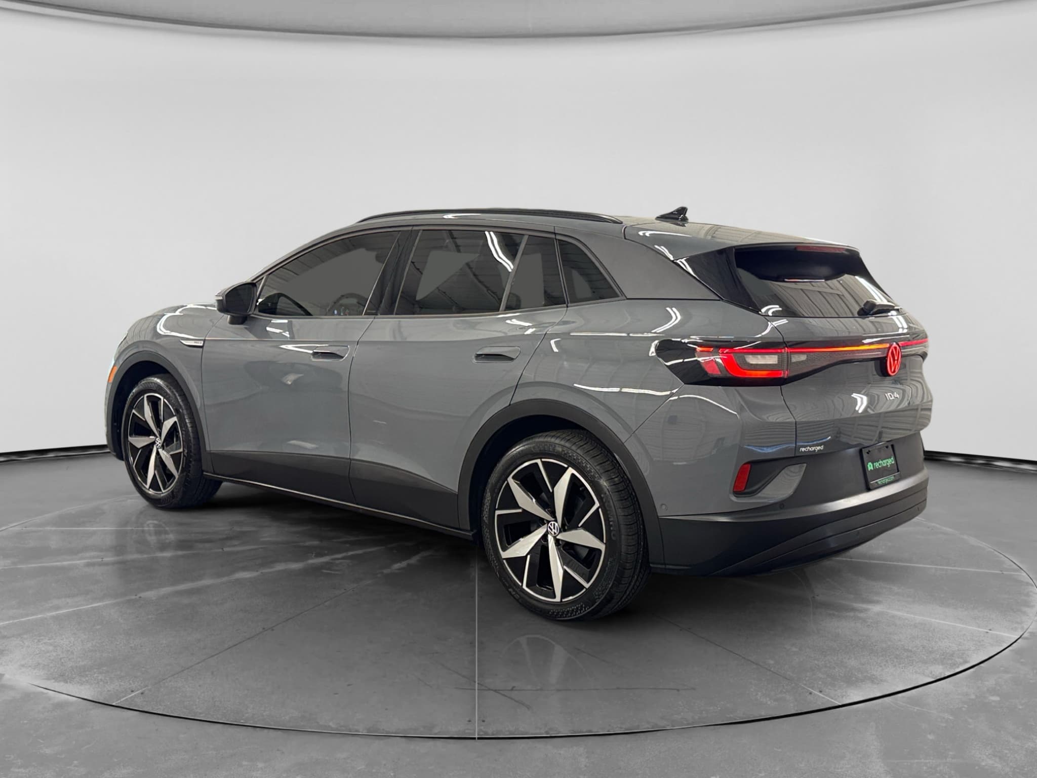 2025 Volkswagen ID.4 view 2