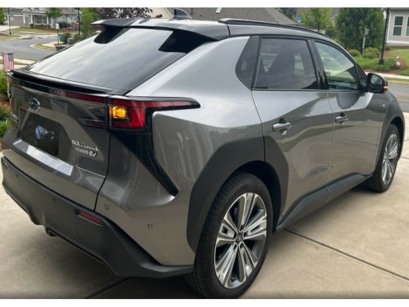 2023 Subaru Solterra view 3
