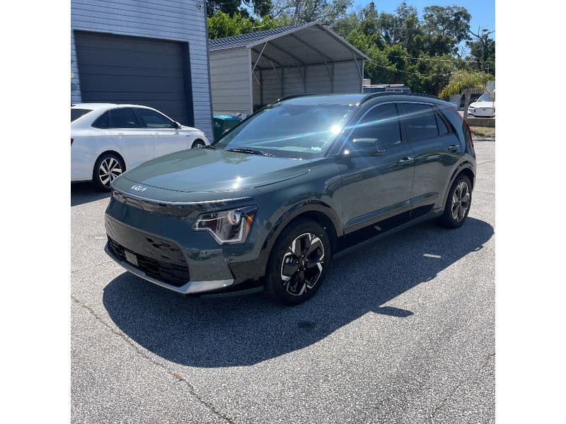 2023 Kia Niro EV view 2