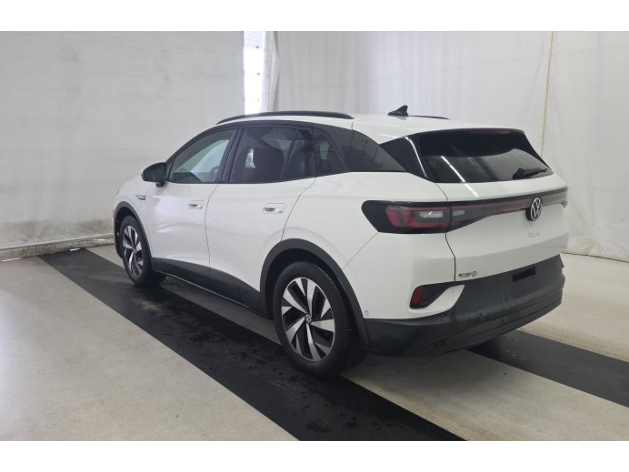 2023 Volkswagen ID.4 view 2