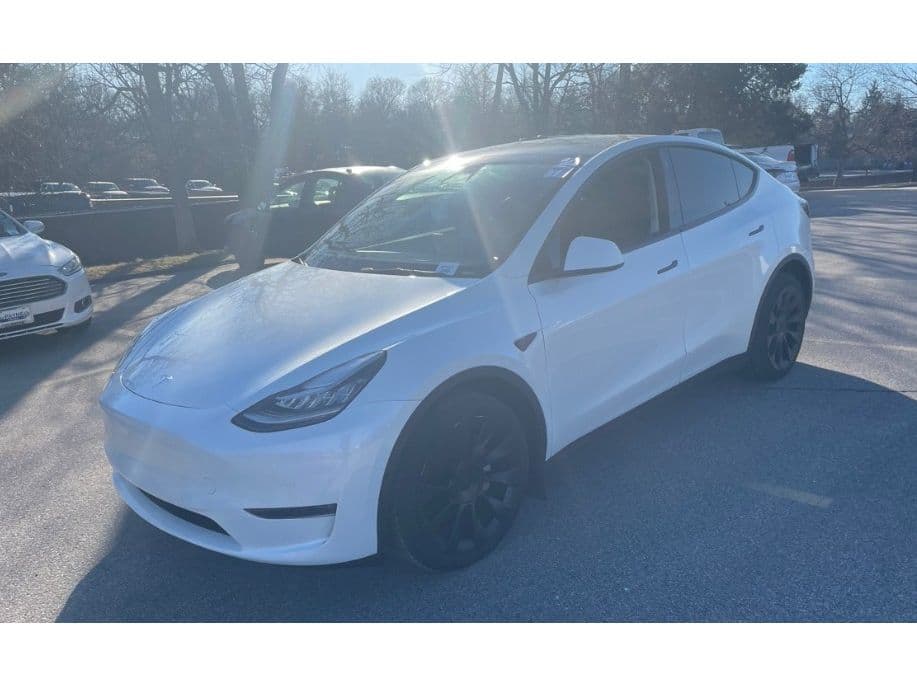 2022 Tesla Model Y view 1