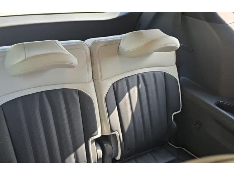 2024 Kia EV9 view 7