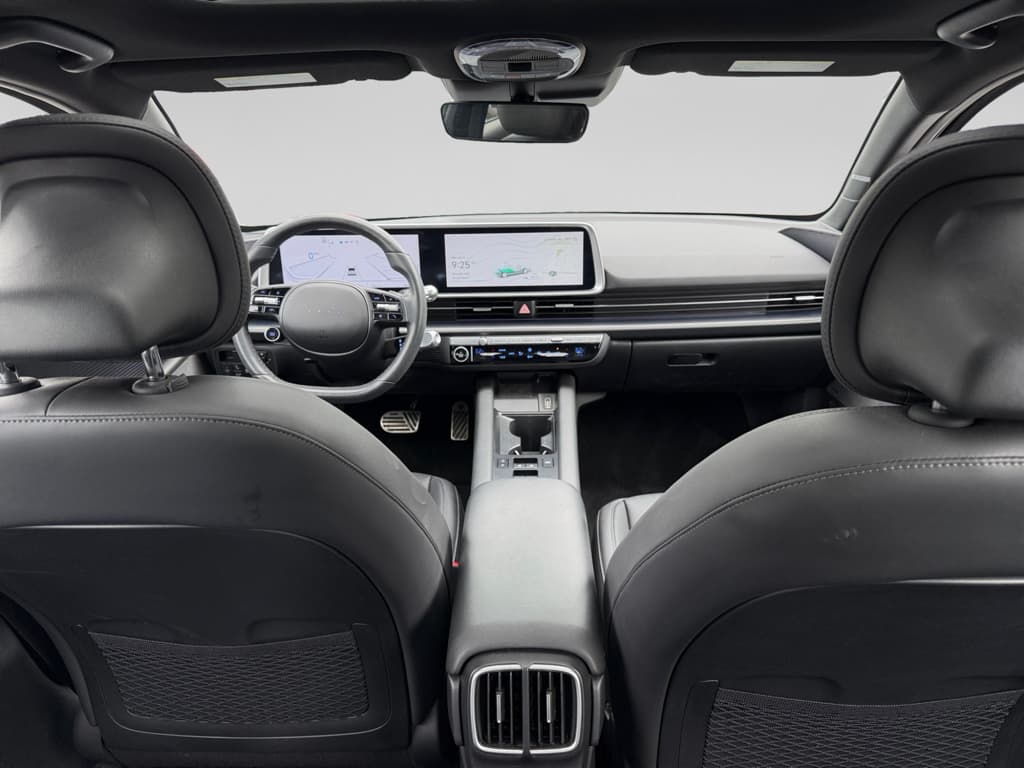 2023 Hyundai IONIQ 6 view 7