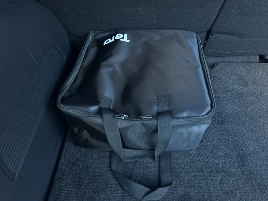 2023 Kia Niro EV view 6