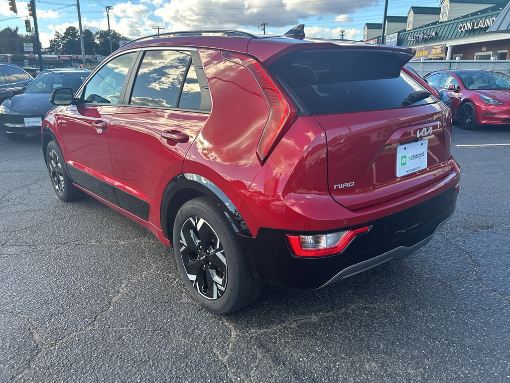 2023 Kia Niro EV view 2