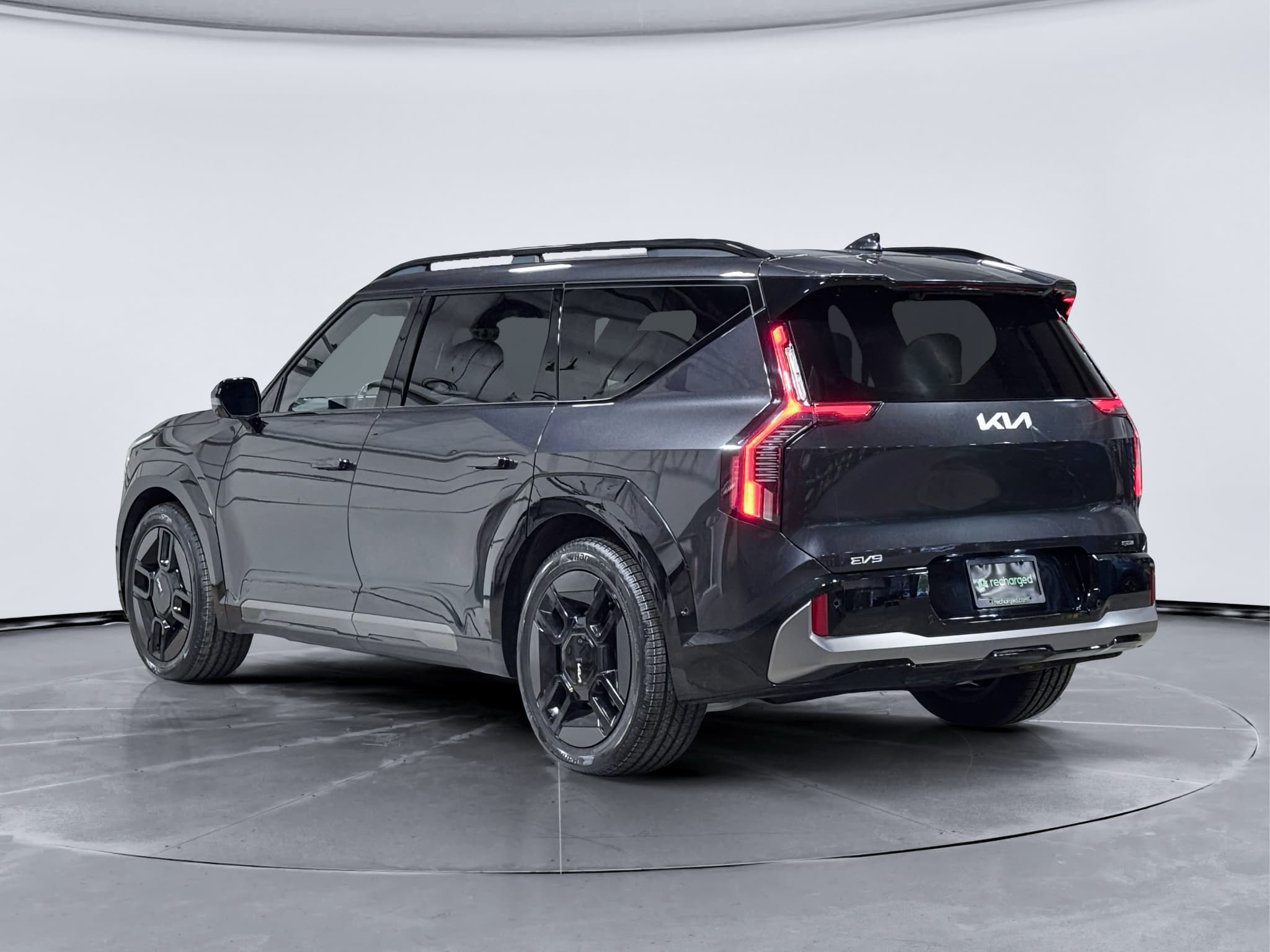 2024 Kia EV9 view 2